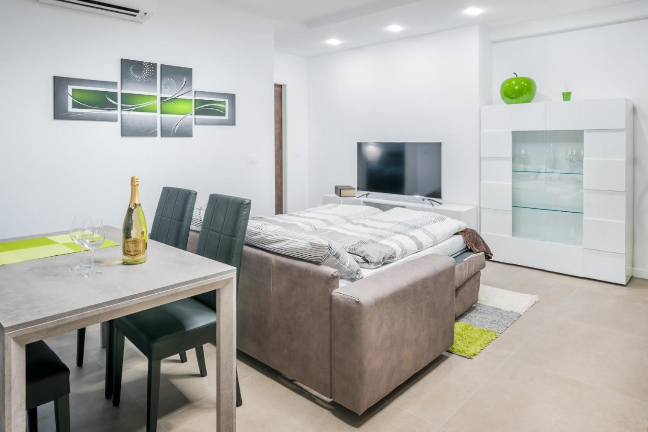 Fior Apartments Schiller Merano Eksteriør billede