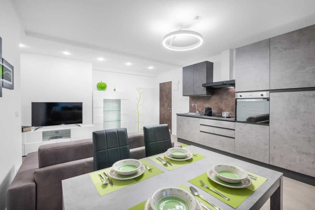 Fior Apartments Schiller Merano Eksteriør billede