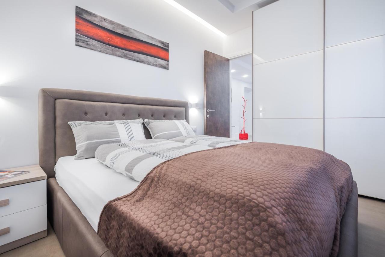 Fior Apartments Schiller Merano Eksteriør billede